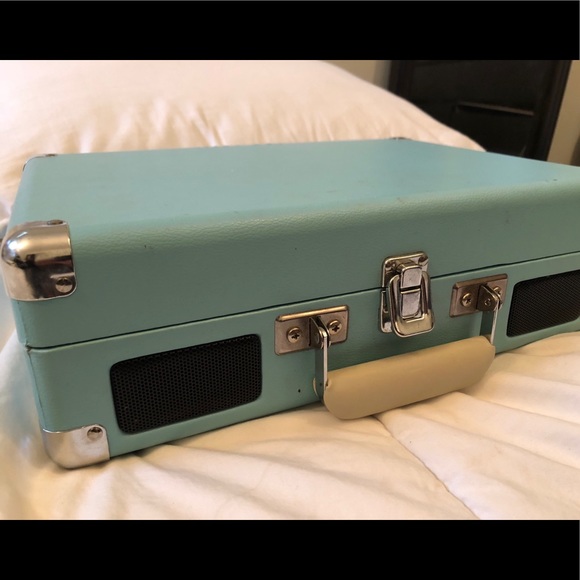 CROSLEY RECORD PLAYER - Picture 2 of 2